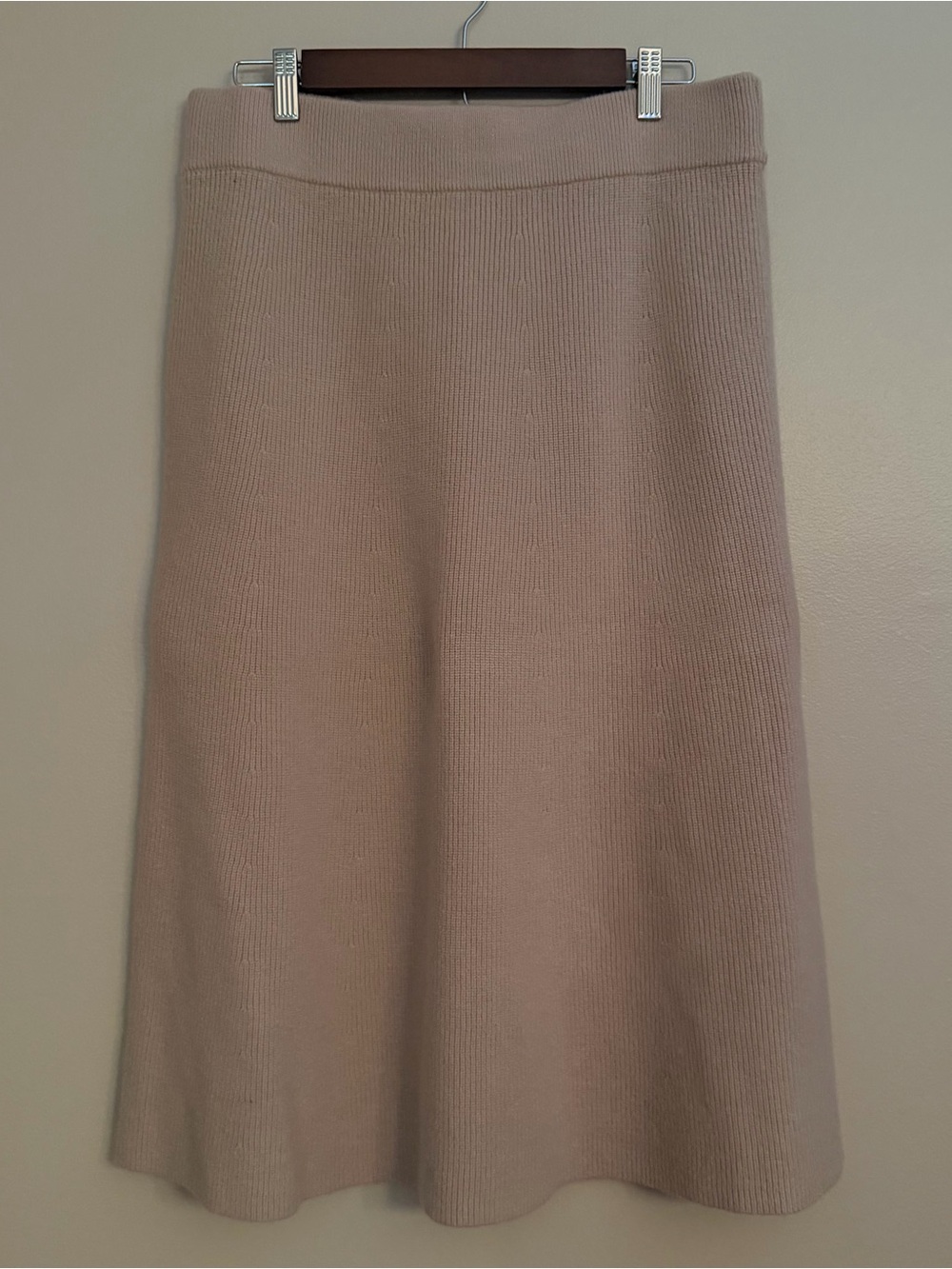 NWT Ann Taylor Taupe Knit Midi Skirt Size Large - Picture 2 of 7